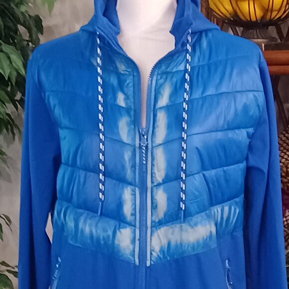 EUC Lou & Grey Electric Blue Chevron Hooded Puffer Jacket Size Large - Picture 2 of 5